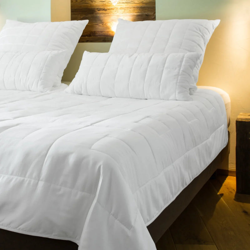 Kolekcja kołder i poduszek Dilara