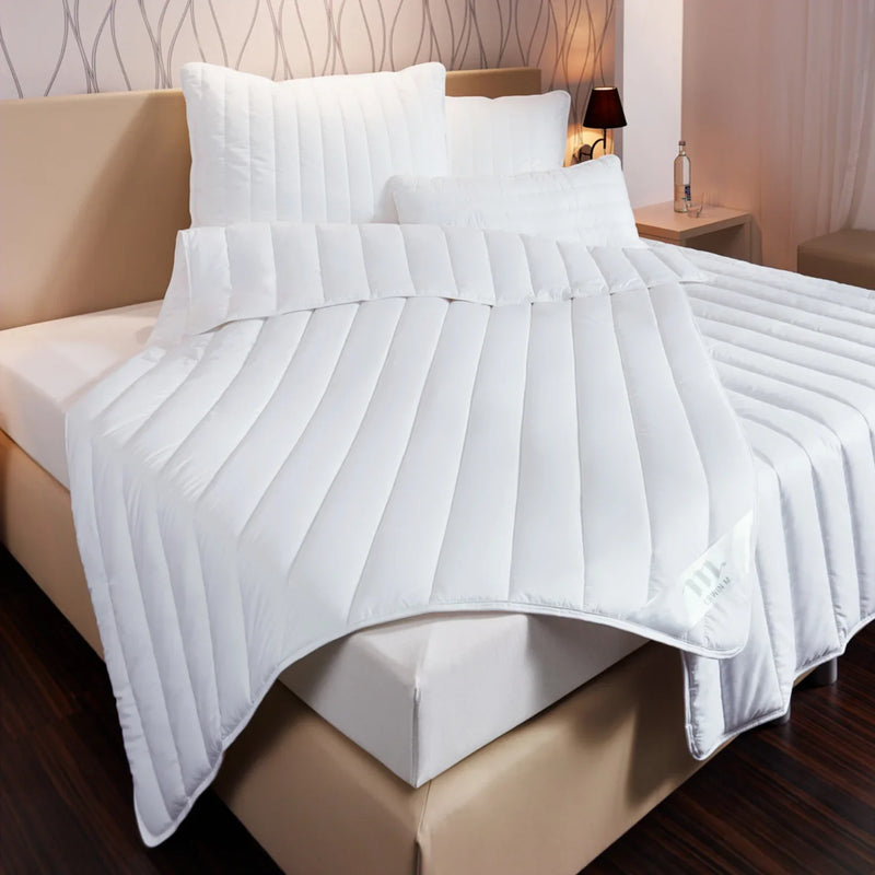 Kolekcja kołder i poduszek Larentina