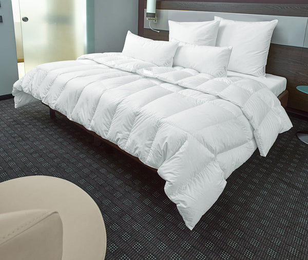 kołdra Star puch/pierze wersja całoroczna z pikowaniem; 155x220 cm (SxD); biały