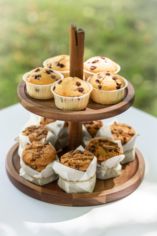 etażerka Kara 2-poziomowa; 25.4x27.1 cm (ØxW); akacja brąz