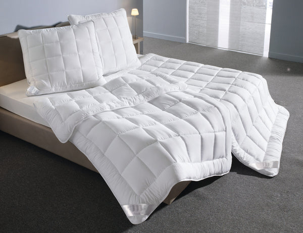 kołdra Dream z włókna wersja całoroczna; 240x220 cm (SxD); biały