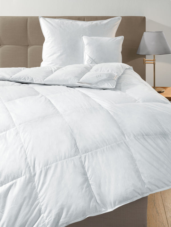 kołdra Perfekta puch/pierze; 135x200 cm (SxD); biały