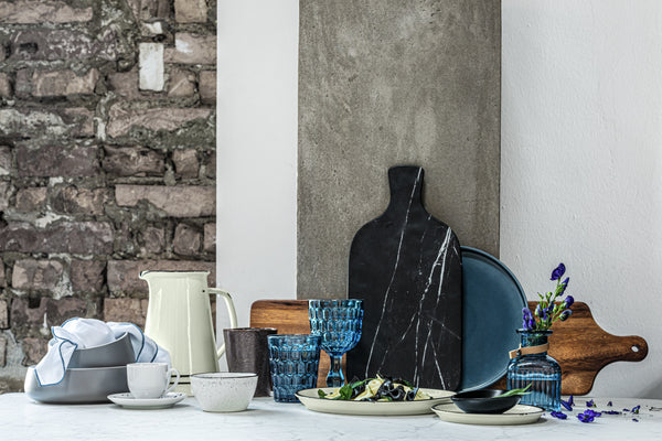 deska do serwowania Brandon z uchwytem; 31x19.5x1.5 cm (DxSxW); czarny; prostokątny; 6 sztuka / opakowanie