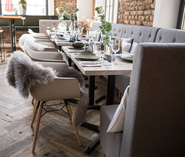 siedzisko Emeo z podłokietnikami; 58x50x40.5 cm (SxGxW); ecru; 2 sztuka / opakowanie