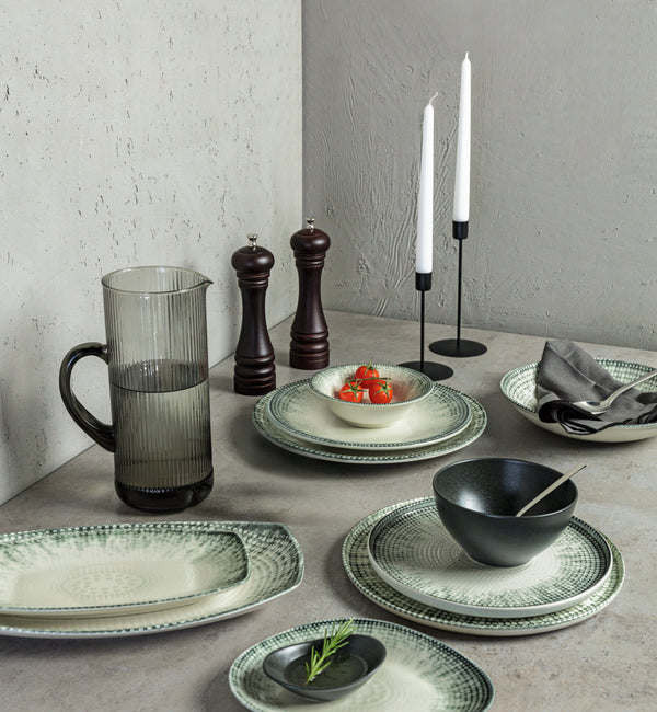 talerz płaski Kuori organiczny; 21.5x17 cm (DxS); biały/szary/czarny; organiczny; 4 sztuka / opakowanie