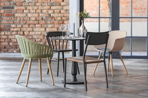 Nowoczesne krzesła do stołów drewnianych