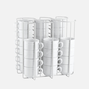 Systemy do piętrowania filiżanek