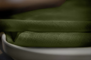 bieżnik na stół Ledana; 320 cm (S); oliwka