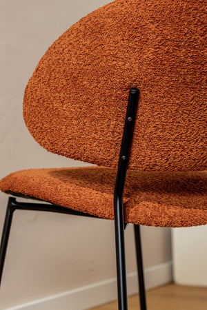 krzesło Lindo Boucle; 55x65x85 cm (SxGxW); siedzisko terakota, stelaż czarny