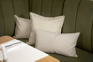 Dekokissenbezug Eda gestreift; 40x40 cm (SxD); jasny szary/beżowy