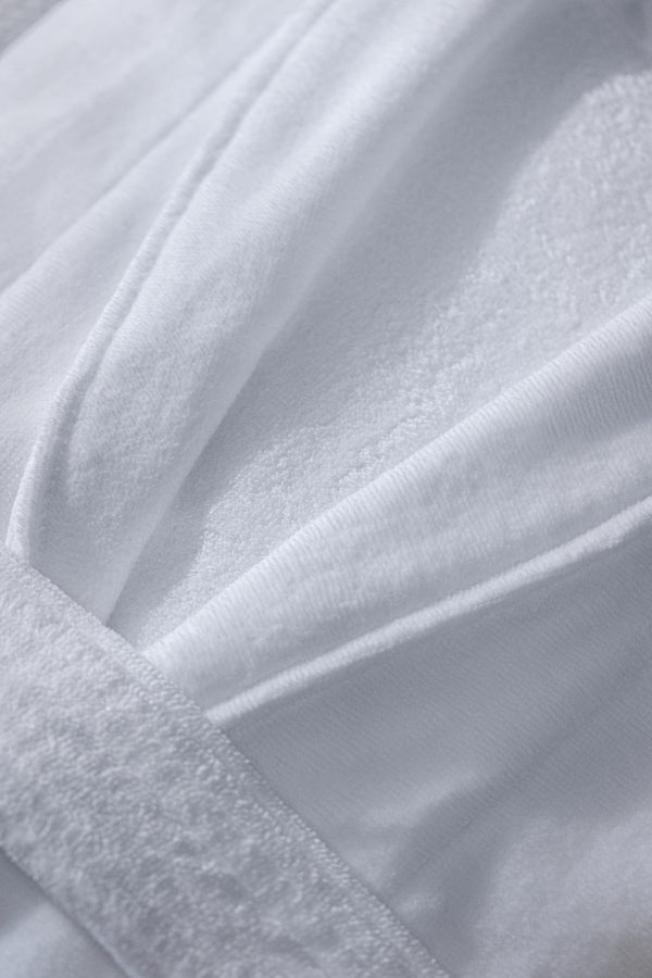 Bademantel Nera; Kleidergröße 2XL/3XL; biały