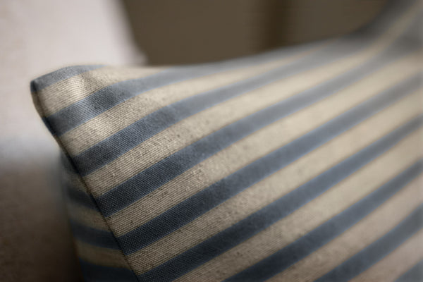 Dekokissenbezug Eda gestreift; 40x40 cm (SxD); niebieski/beżowy