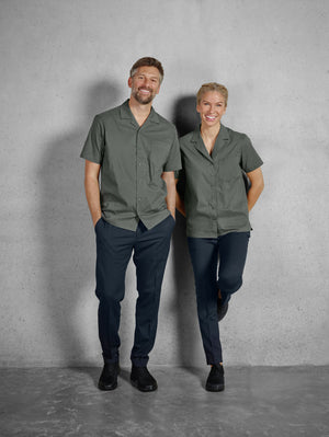 Bluse Kurzarm Magnum Comfort Fit; Kleidergröße 46; ciemny szary