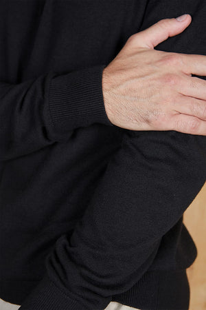 sweter męski z kołnierzykiem Neo