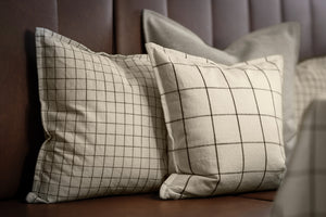 Kissenbezug Skan klein kariert; 40x40 cm (SxD); biel kremowa/antracyt