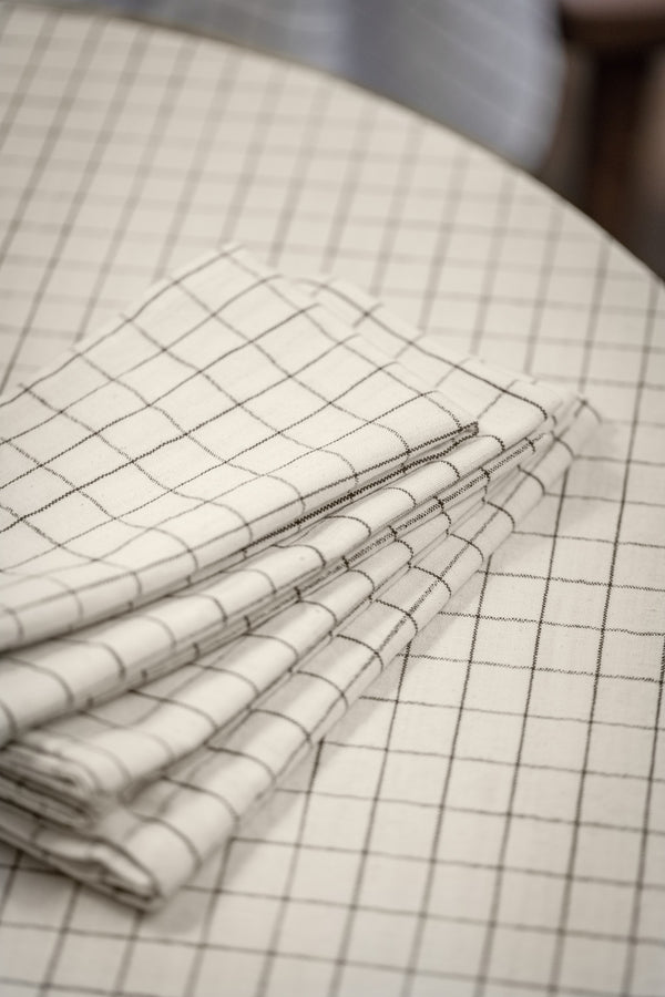 Tischdecke Skan klein kariert eckig; 130x130 cm (SxD); biel kremowa/antracyt; kwadrat