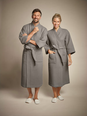 Bademantel Mino; Kleidergröße 2XL/3XL; taupe