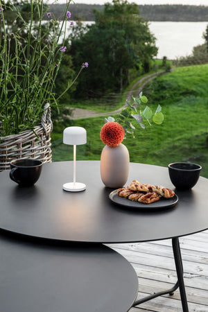 lampa stołowa LED Lille mini; 7.5x20 cm (ØxW); biały