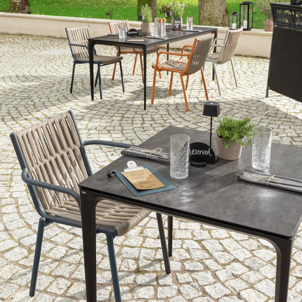 Outdoor-Tisch Linero quadratisch; 80x80x72 cm (DxSxW); Platte beton
