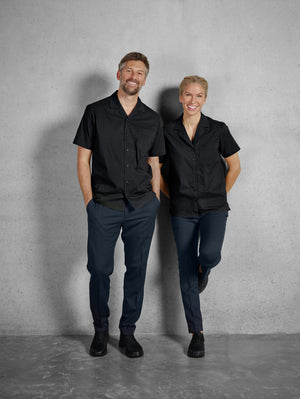 Bluse Kurzarm Magnum Comfort Fit; Kleidergröße 40; czarny