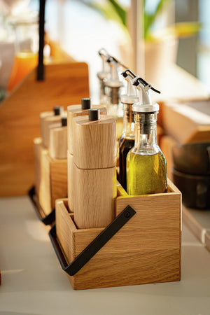 pojemnik na sztućce Esino z przegrodami i uchwytem; 14.4x15.6x12 cm (DxSxW); brązowy/czarny