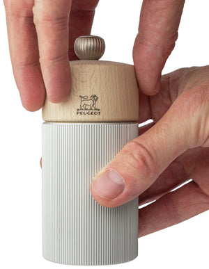 młynek do soli Line; 12 cm (W); srebro/naturalny