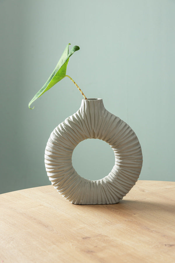 Vase Aada; 27.5x27.5 cm (ØxW); szary